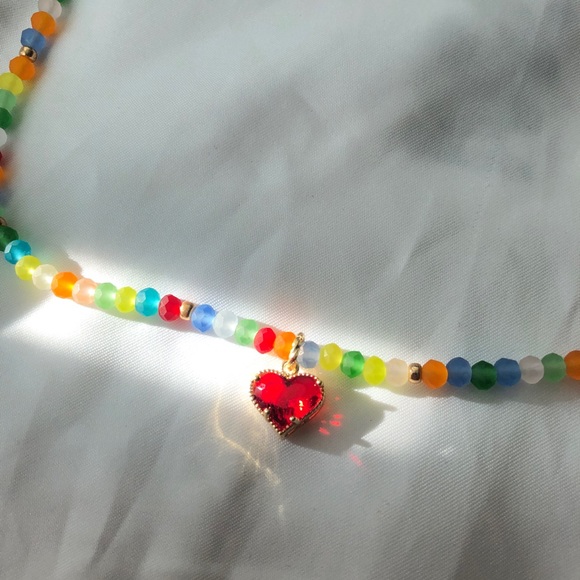 Handmade y2k beaded necklace with heart charm - Picture 3 of 3